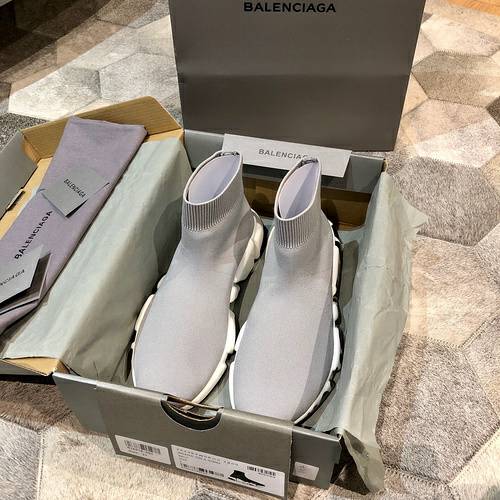 Picture of Balenciaga Shoes Women _SKUfw93136580fw